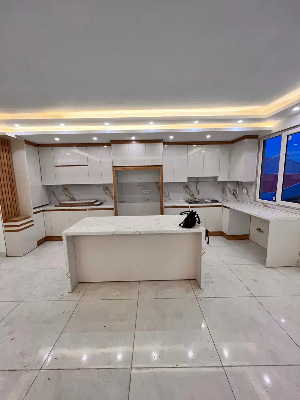 ۱۳۷متر۲خواب/روبه روی هتل پردیس/فول/تاپ لوکیشن رشت|فروش آپارتمان|رشت, منظریه|دیوار