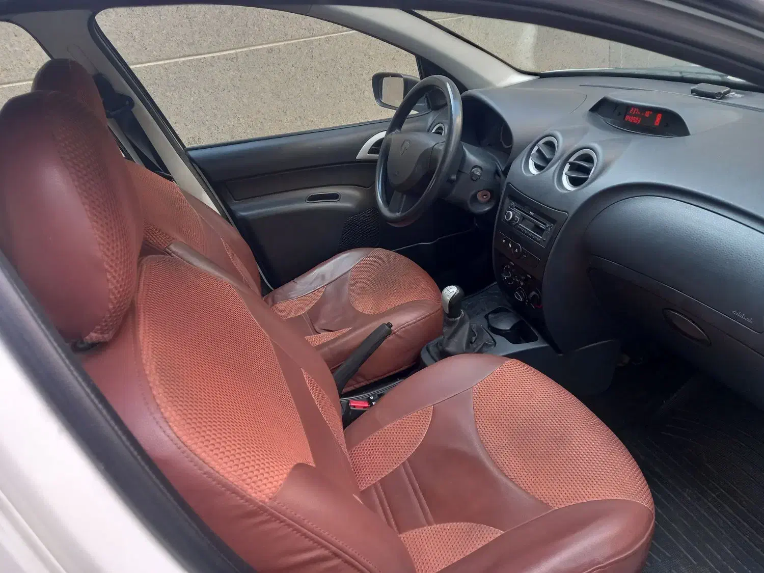 رانا lx مدل ۹۷ *کم کار*|خودرو سواری و وانت|تهران, زنجان جنوبی|دیوار