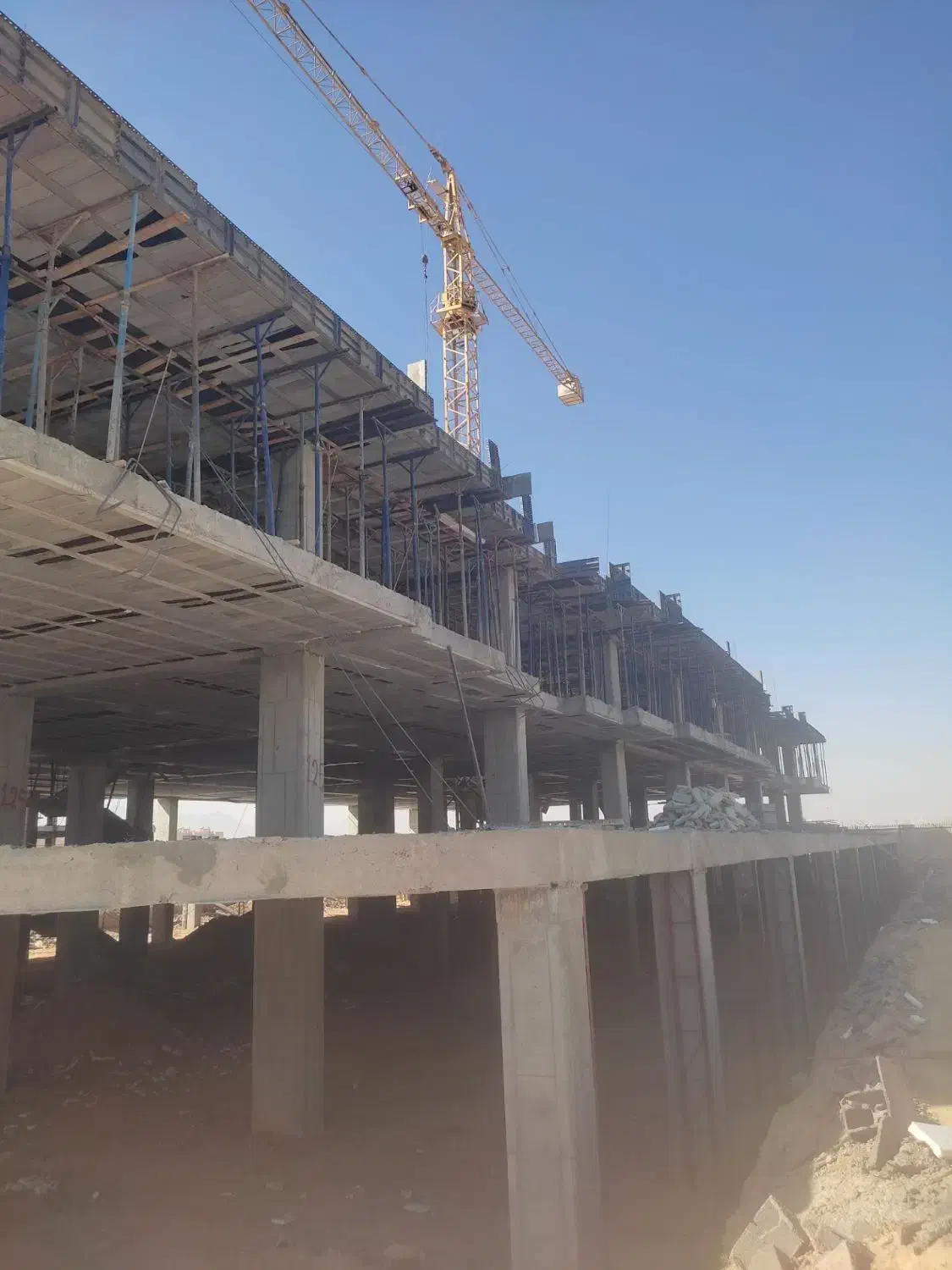 نیروی ارماتور و قالب بند|استخدام معماری، عمران و ساختمانی|باسمنج, |دیوار