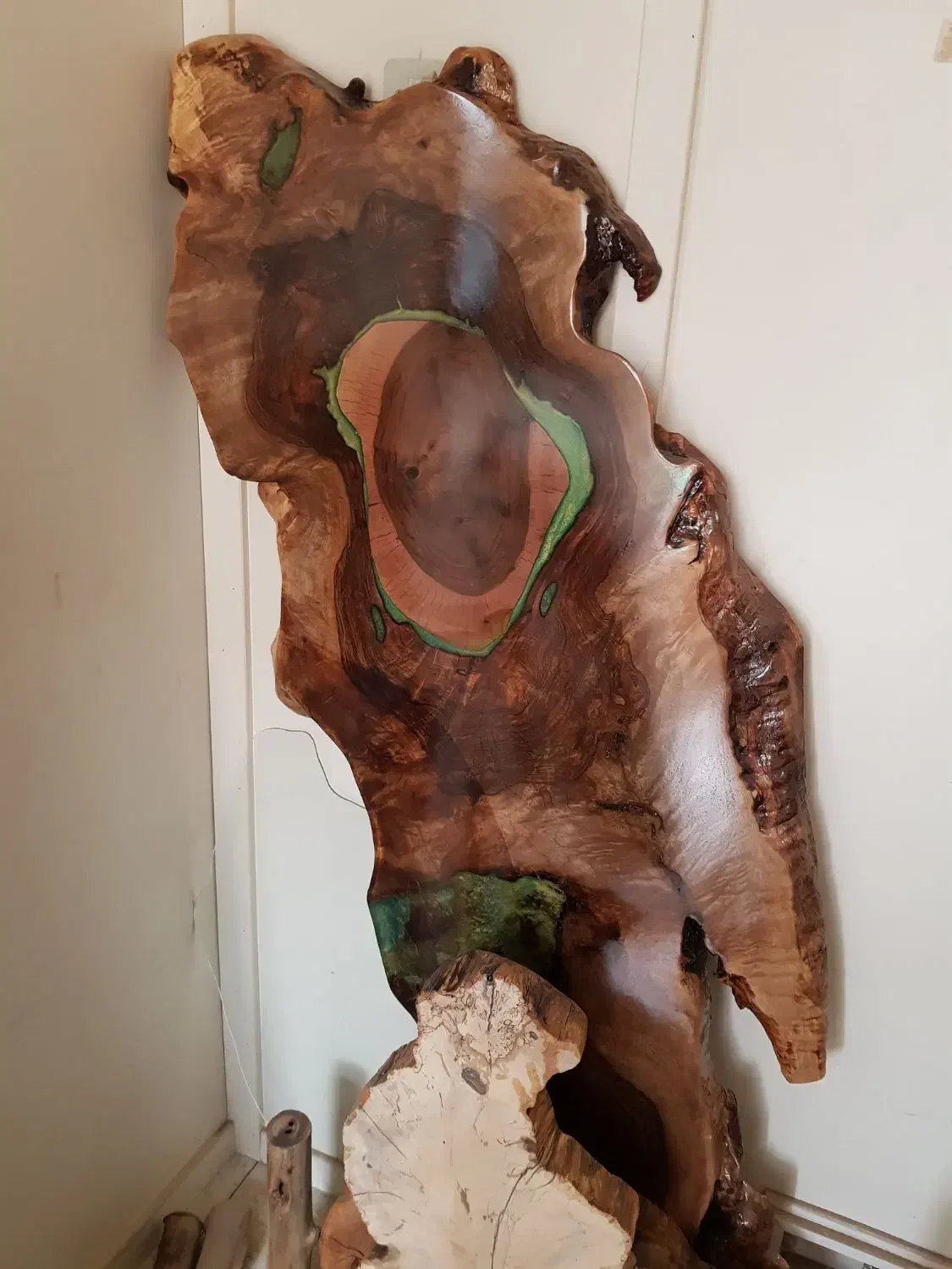 چوب اسلب گردو و چنار در سایز های متنوع|میز و صندلی غذاخوری|تهران, پرستار|دیوار