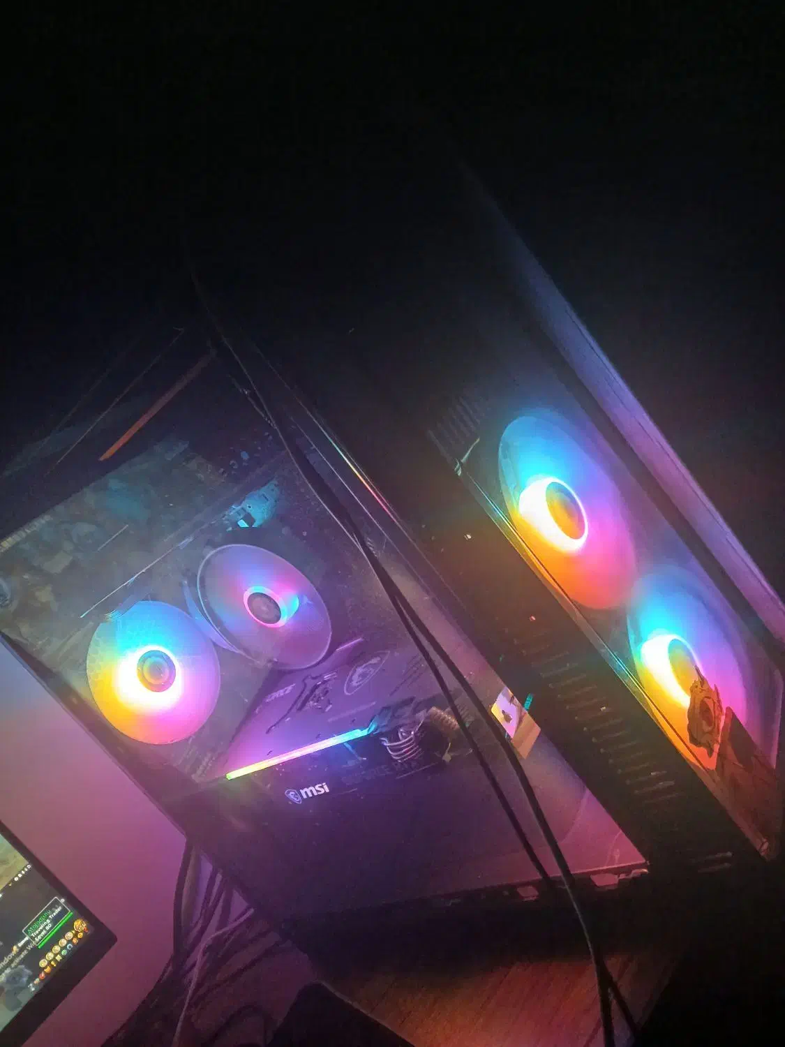 کیس گیمینگ|رایانه رومیزی|مهاجران, |دیوار