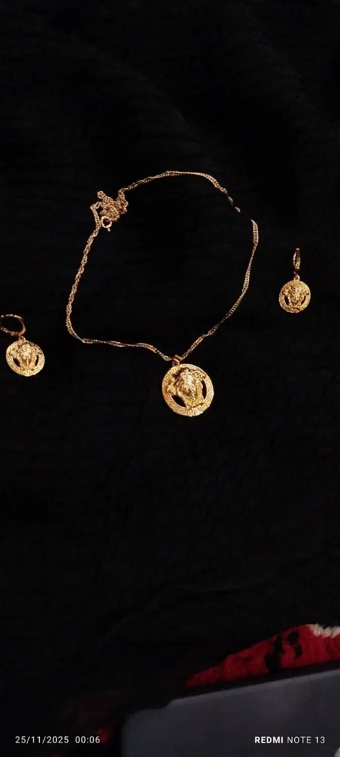 ست گردنبند و گوشواره طرح ورساچ|بدلیجات|تبریز, |دیوار