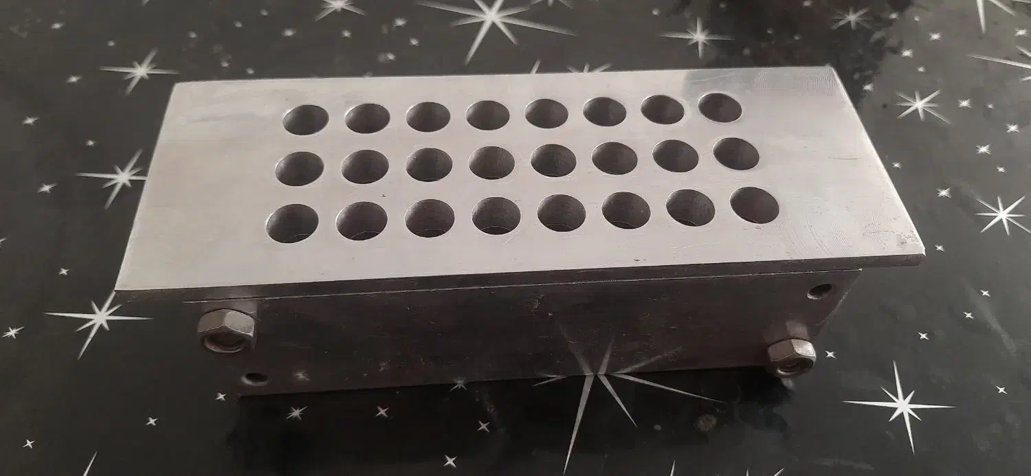 قالب رژ سازی|آرایشی، بهداشتی، درمانی|شهر بابک, |دیوار