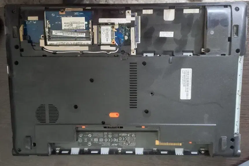 لپتاپ خراب مناسب تعمیرکار یا استفاده از قطعاتACER|رایانه همراه|شهریار, شهریار|دیوار