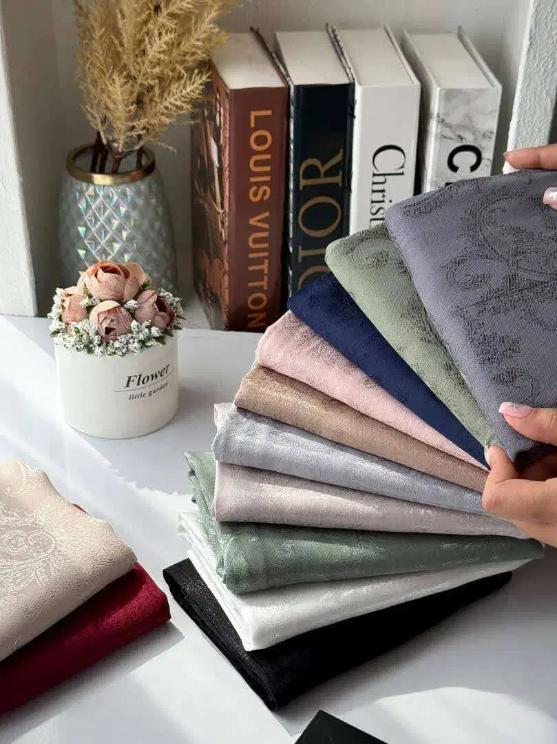 روسری ابریشم ژاکارد براق اعلا با نازلترین کیفیت|لباس|چرداول, |دیوار