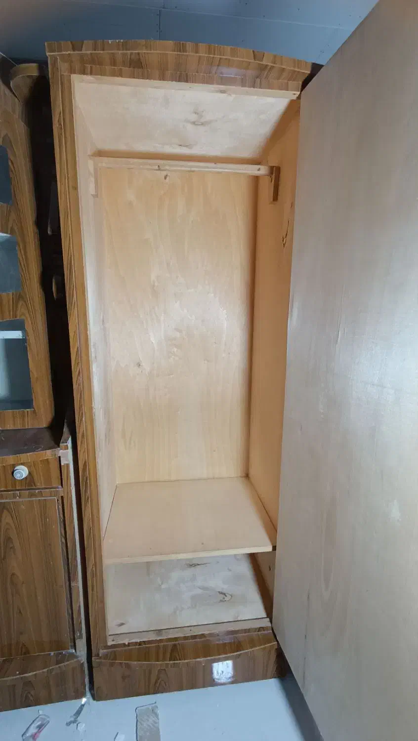 کمد|جاکفشی، کمد، دراور|سوسنگرد, |دیوار