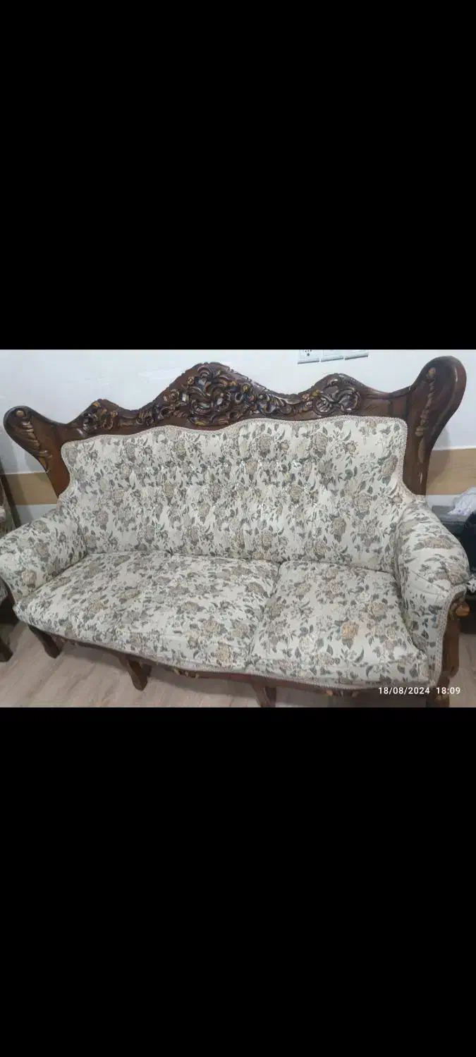 فروش مبل ۹نفره کاملا سالم و تمیز|مبلمان خانگی و میز عسلی|گناباد, |دیوار