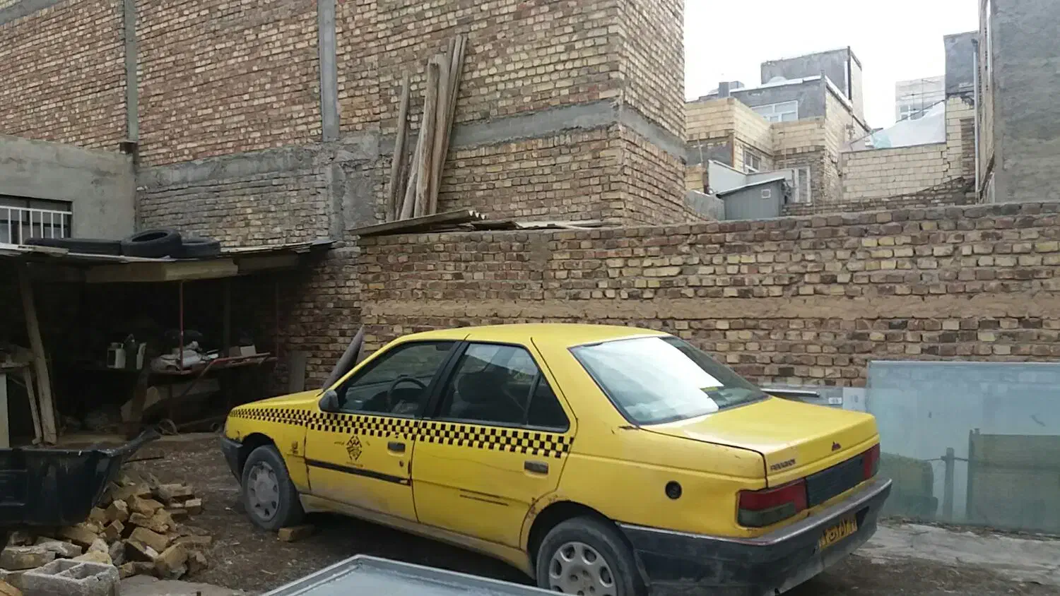 تاکسی فروشی|خودرو سواری و وانت|اراک, |دیوار