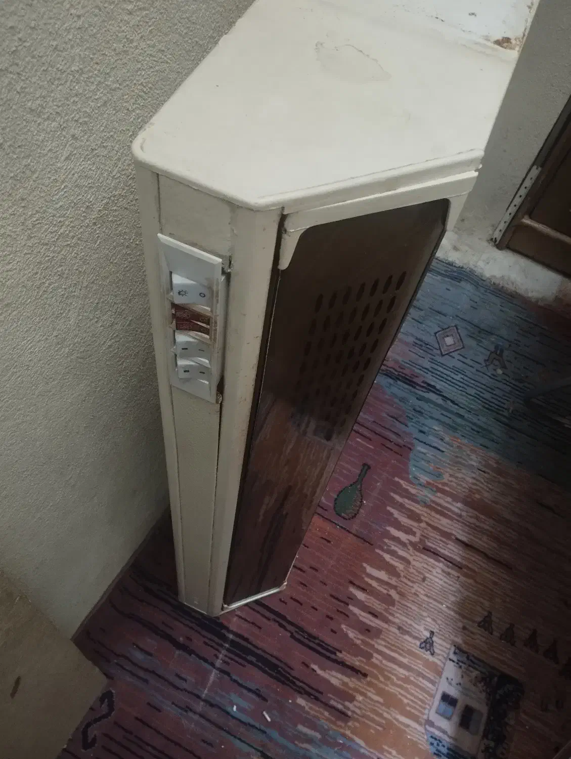 هود عالی|هود|تبریز, |دیوار