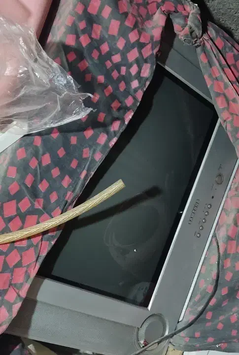 فروش تلویزیون و شیشه گاز|تلویزیون و پروژکتور|اراک, |دیوار