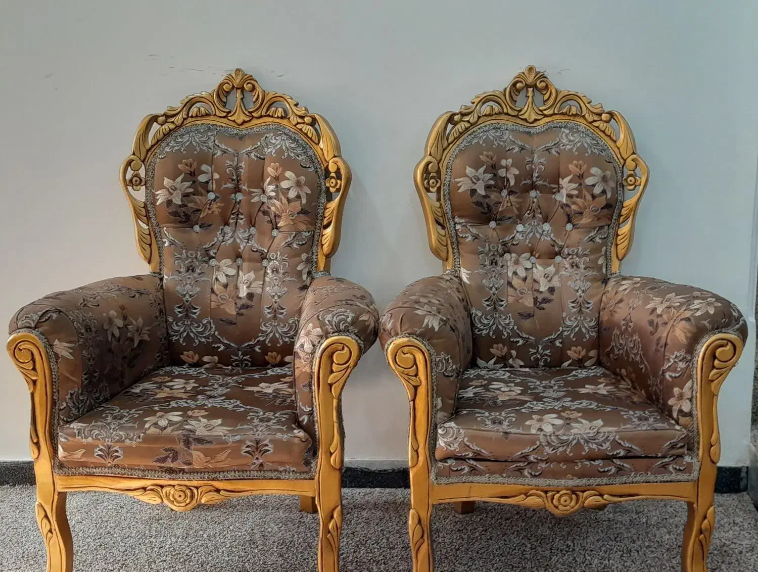 مبل سلطنتی ۹ نفره|مبلمان خانگی و میز عسلی|آبدانان, |دیوار