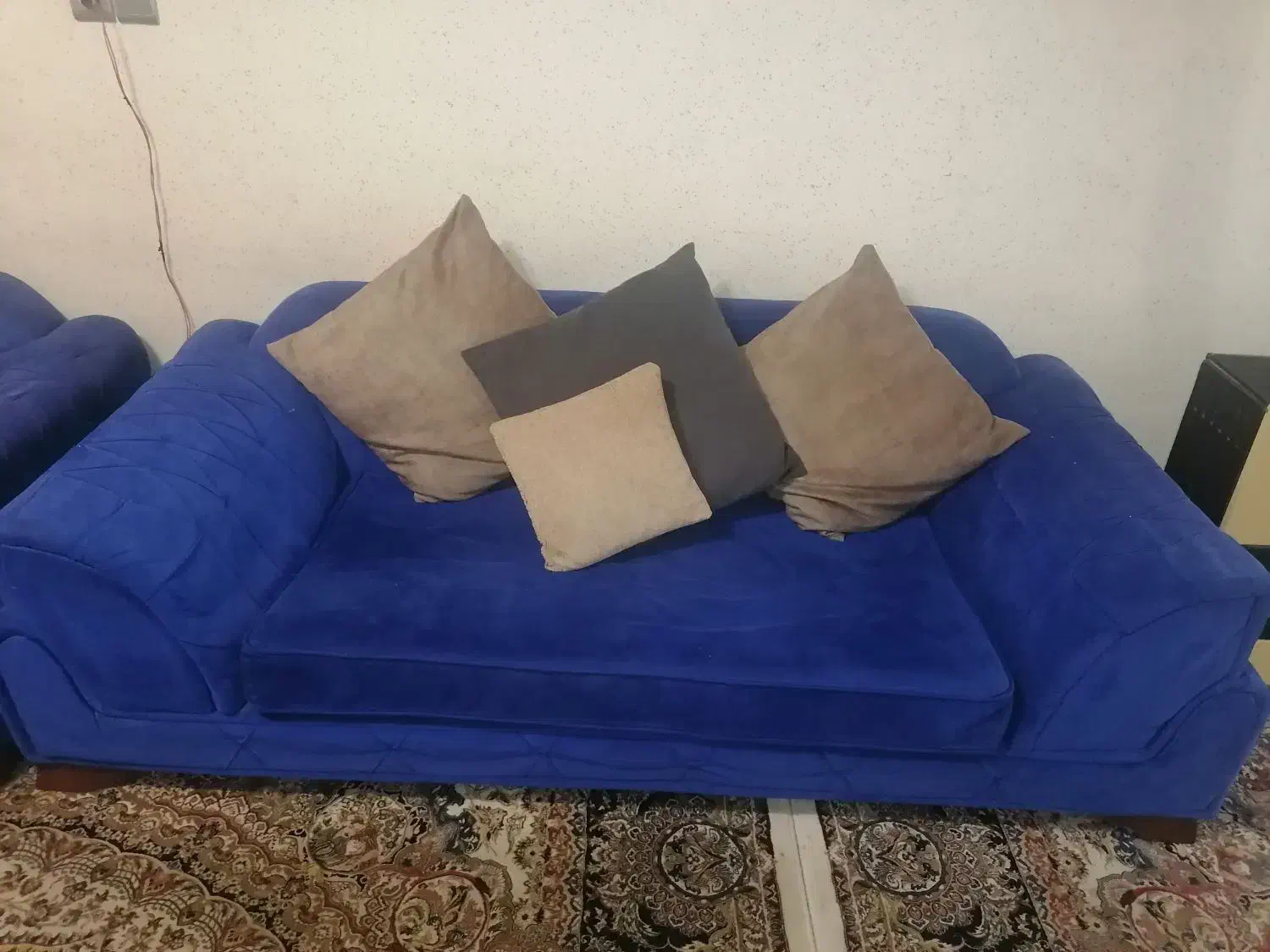 فروش مبل 7 نفره +یک میز بزرگ و4 عسلی|مبلمان خانگی و میز عسلی|نجفآباد, مولوی شمالی|دیوار