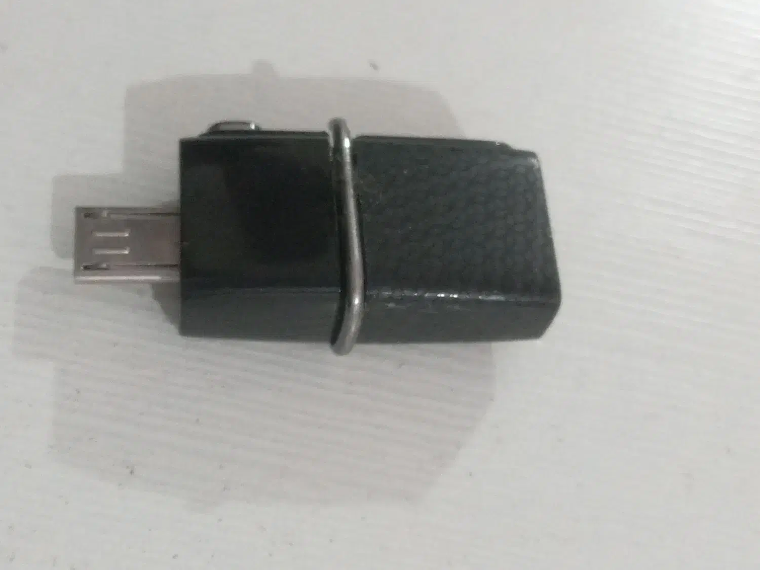 فلش ۱۶ همراه اوتچی|لوازم جانبی موبایل و تبلت|اسدآباد, |دیوار