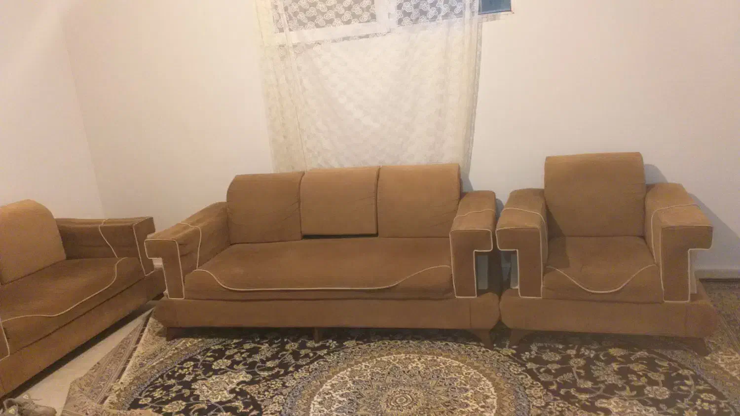 فروش مبل 7 نفره سالم و تمیز|مبلمان خانگی و میز عسلی|کلاردشت, |دیوار