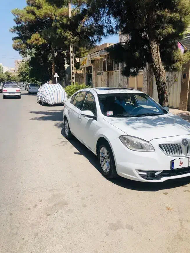 برلیانس موتوربزرگ اتوماتمدل ۹۷|خودرو سواری و وانت|مشهد, سعد آباد|دیوار