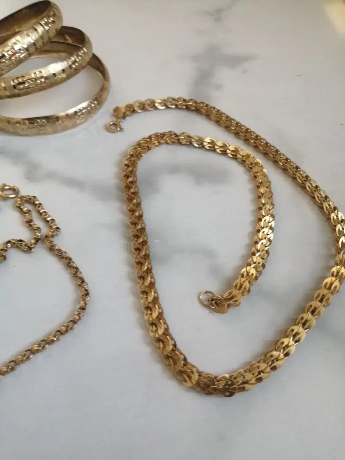 تعدادی طلا در حد نو نو|جواهرات|شیراز, احمدی جنوبی|دیوار