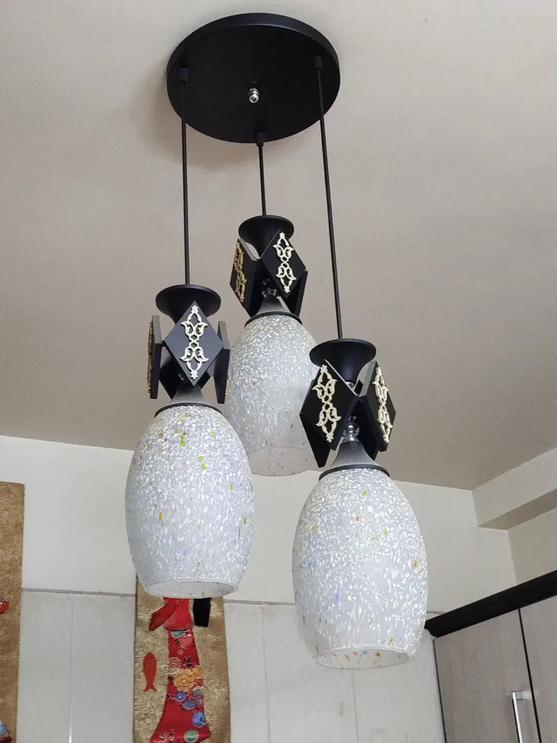 لوستر  آشپزخانه|لوستر و چراغ آویز|قم, زنبیل آباد|دیوار