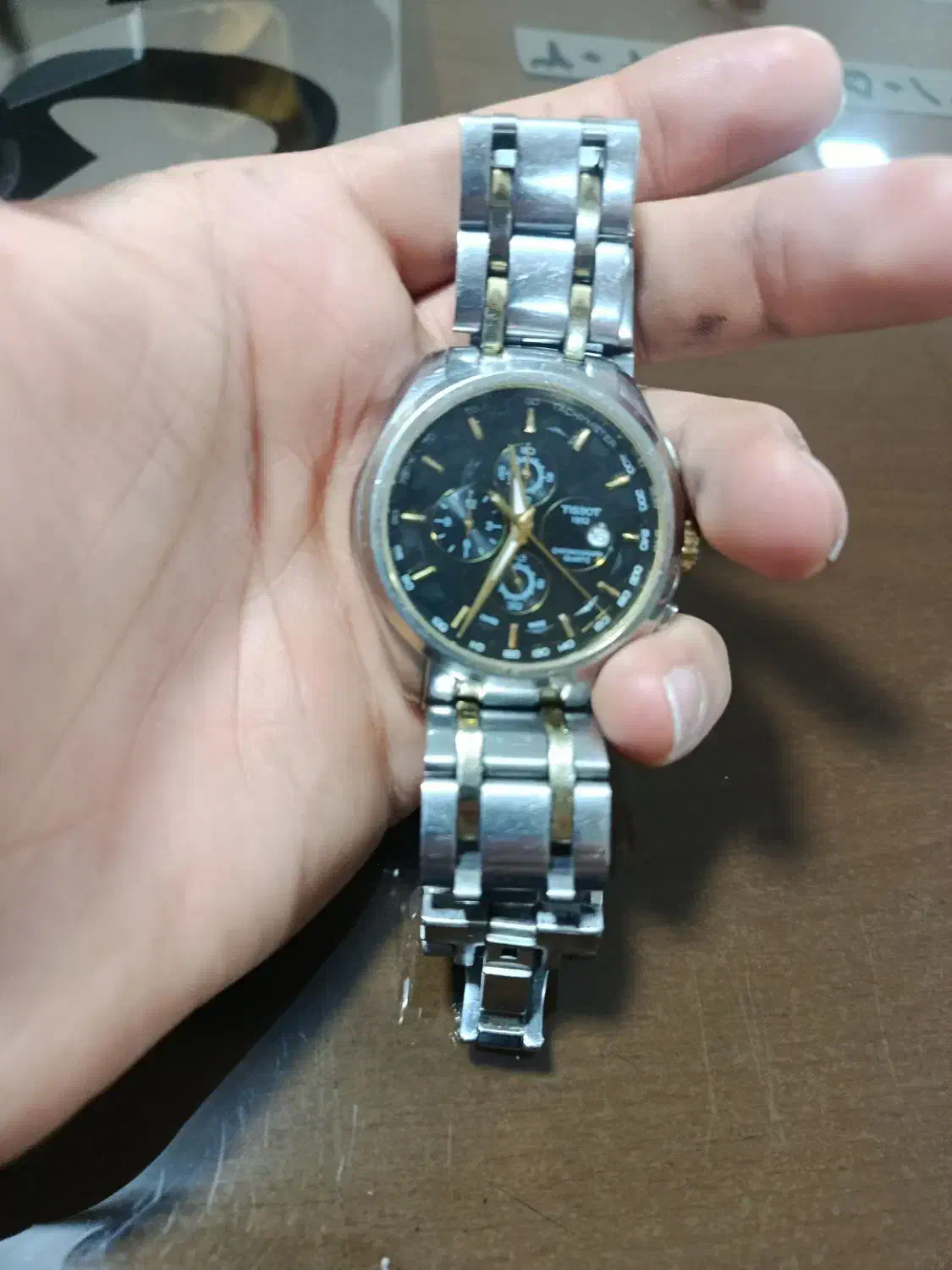 ساعت تیسوت|ساعت|رزن, |دیوار