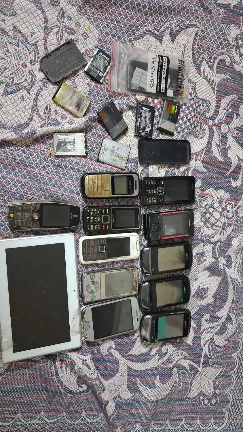 گوشی اوراقی وسالم|موبایل|کاشان, شهرک خاتم الانبیا (مسکن ملی کاشان)|دیوار