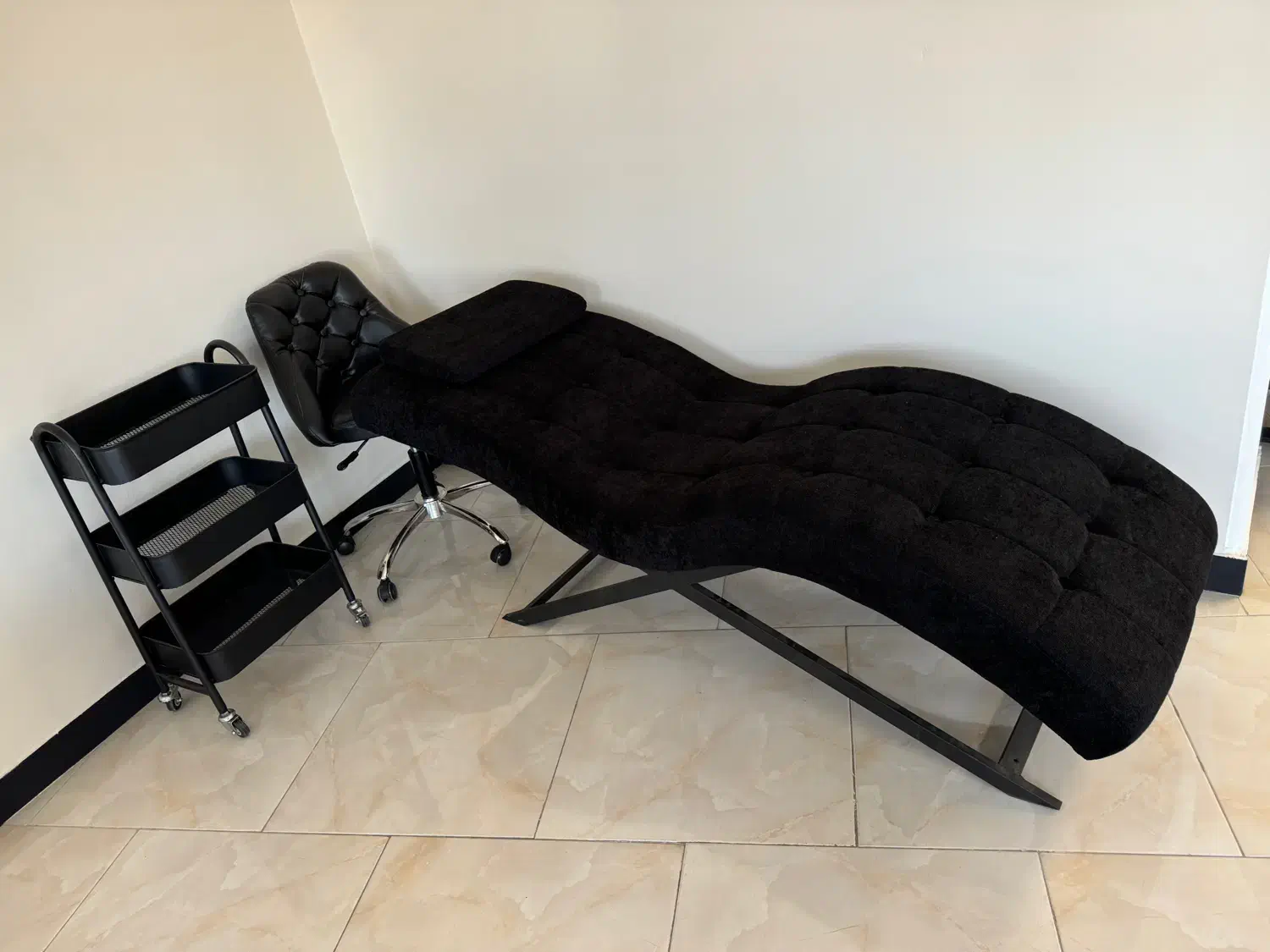 تخت موجی برای همه لاینها|آرایشگاه و سالن‌های زیبایی|بابل, |دیوار