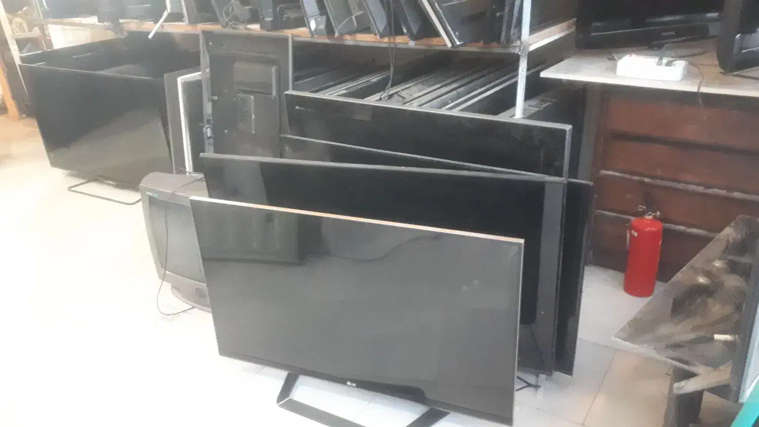 خرید وفروش ال ای دی والسیدی|تلویزیون و پروژکتور|چهارباغ, |دیوار