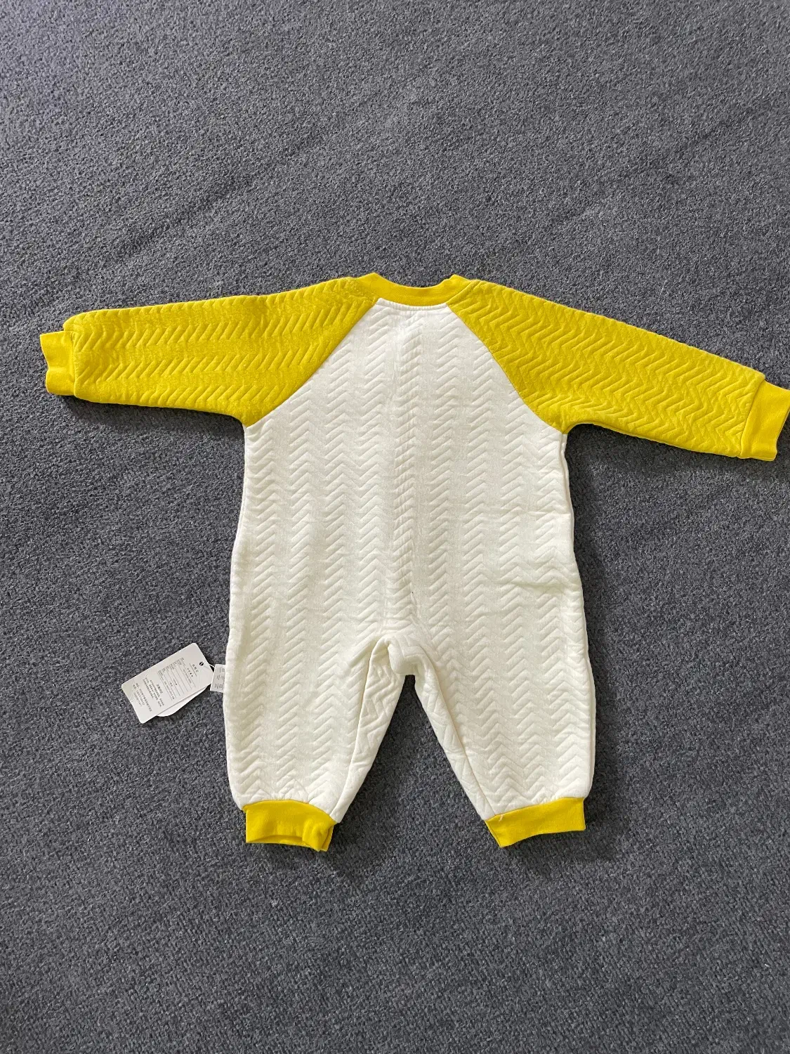 سرهمی نوزاد|کفش و لباس بچه|تهران, مولوی|دیوار