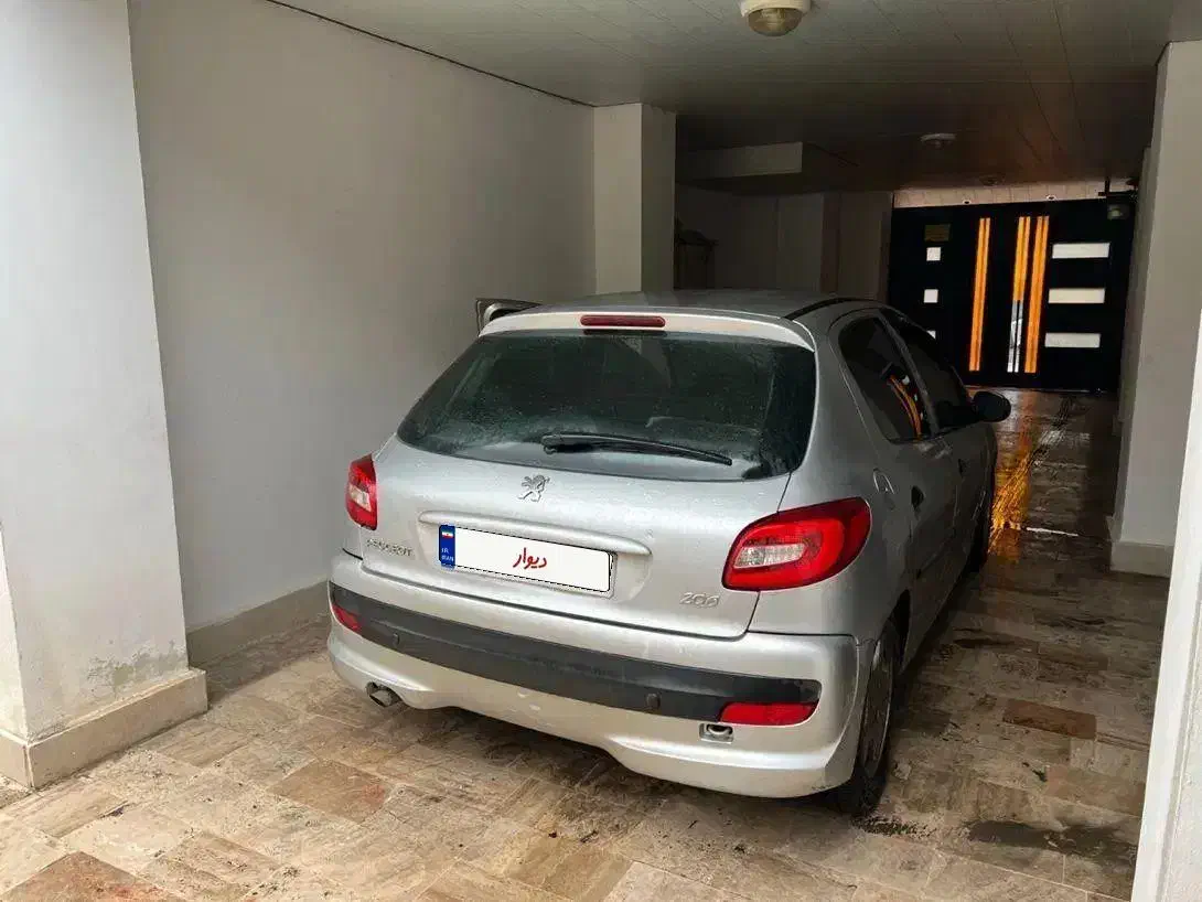 206 مدل ۸۲|خودرو سواری و وانت|اسفراین, |دیوار