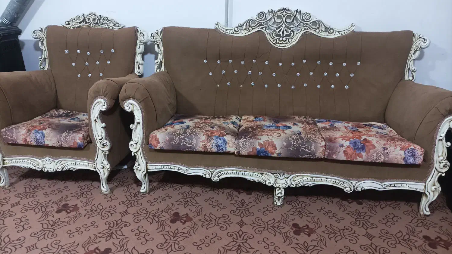 مبل کلاسیک|مبلمان خانگی و میز عسلی|قیدار, |دیوار