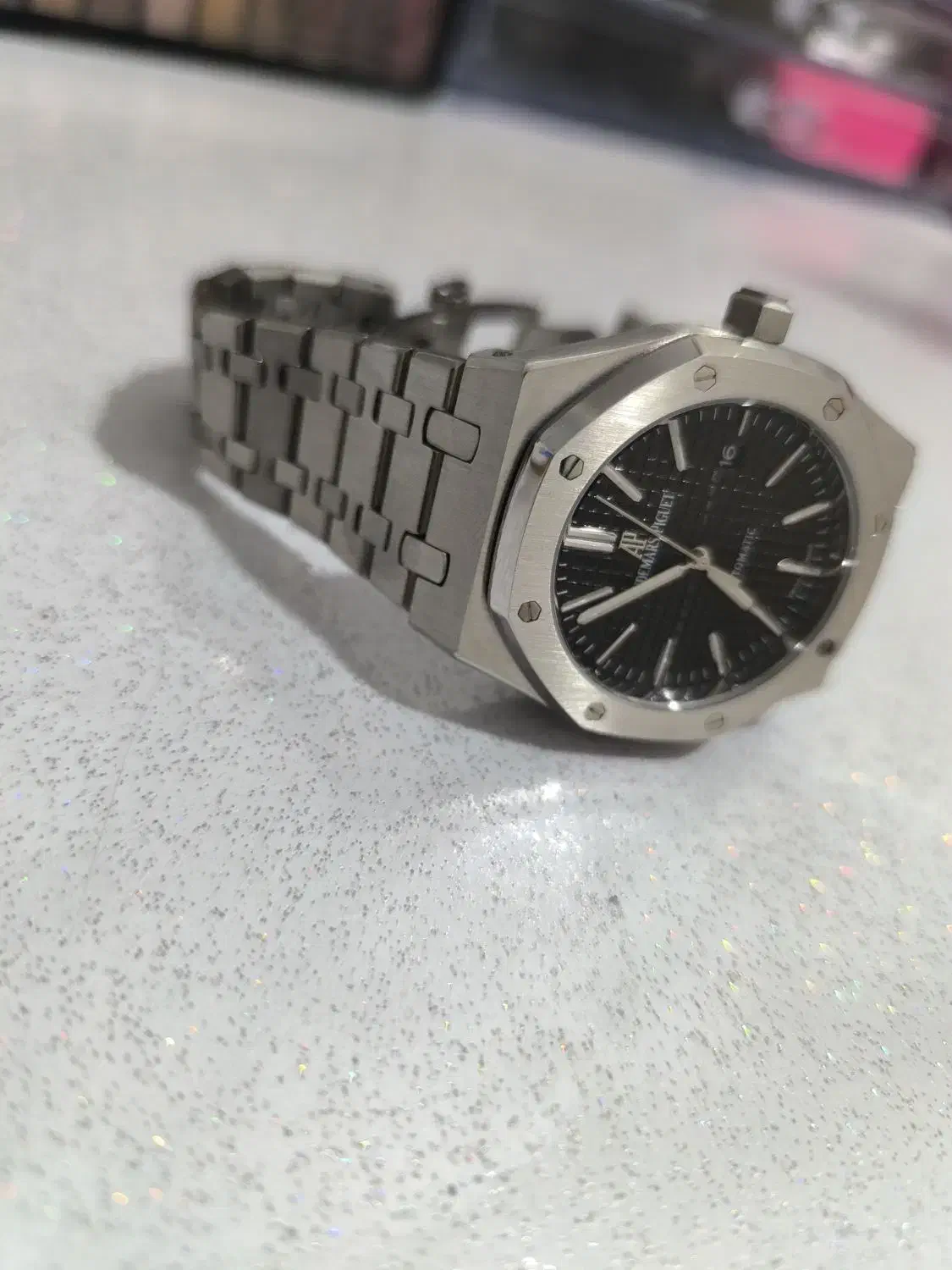 ساعت اودمار پیکه|ساعت|میانه, |دیوار