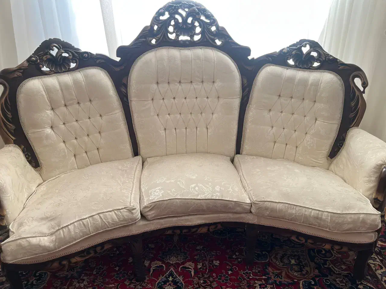 مبل راحتی و سلطنتی|مبلمان خانگی و میز عسلی|مشهد, زمانه|دیوار