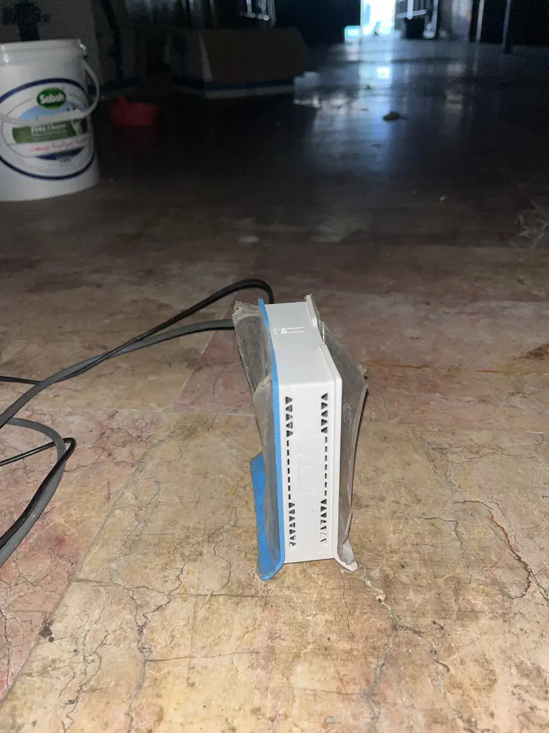 دوربین مداربسته و مودم|دوربین مداربسته|فریدون‌کنار, |دیوار