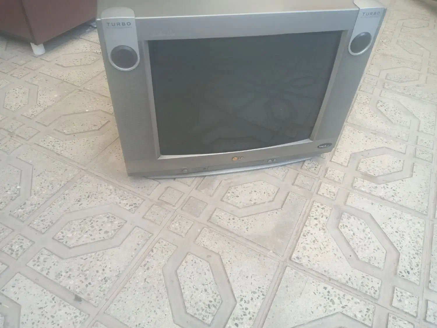 تلویزیون ۲۴ اینچ ال جی فروش فوری|تلویزیون و پروژکتور|خرمدره, |دیوار