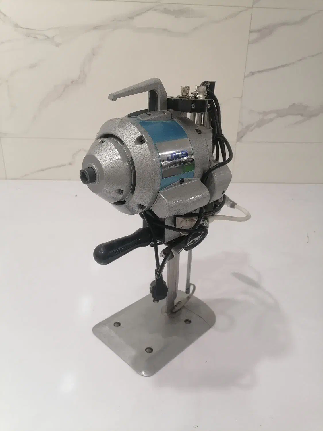 قیچی برش برقی سایز ۱۰|لوازم خیاطی و بافتنی|بوکان, |دیوار