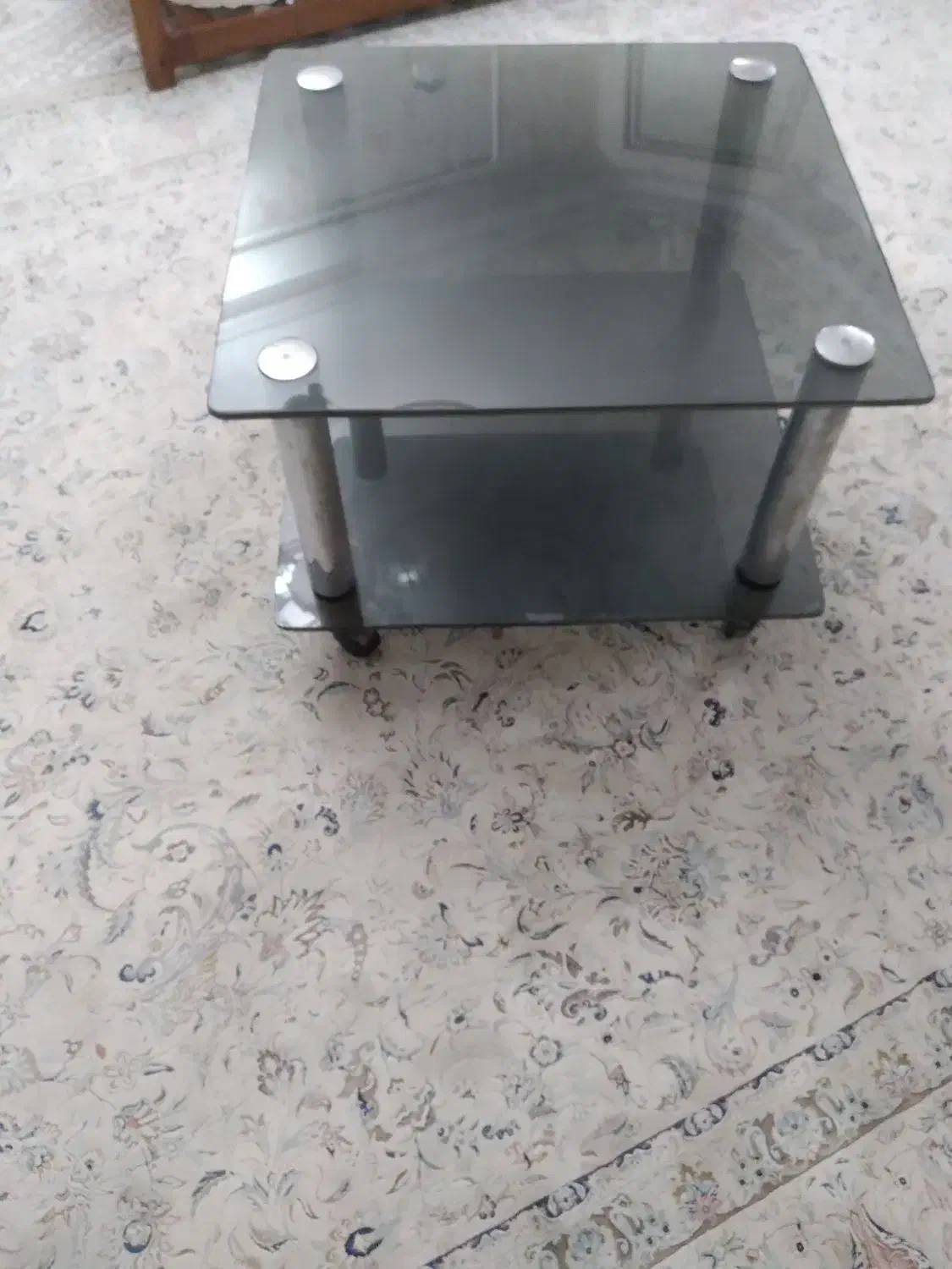 میز شیشه ای|مبلمان خانگی و میز عسلی|رشت, پارک شهر|دیوار