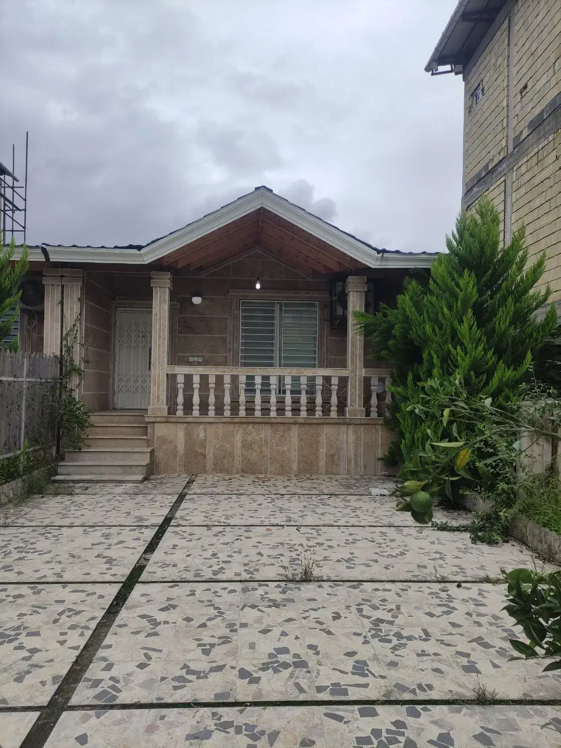 ویلا نوساز مبله کامل با حیاط دلنشین|فروش خانه و ویلا|نشتارود, |دیوار