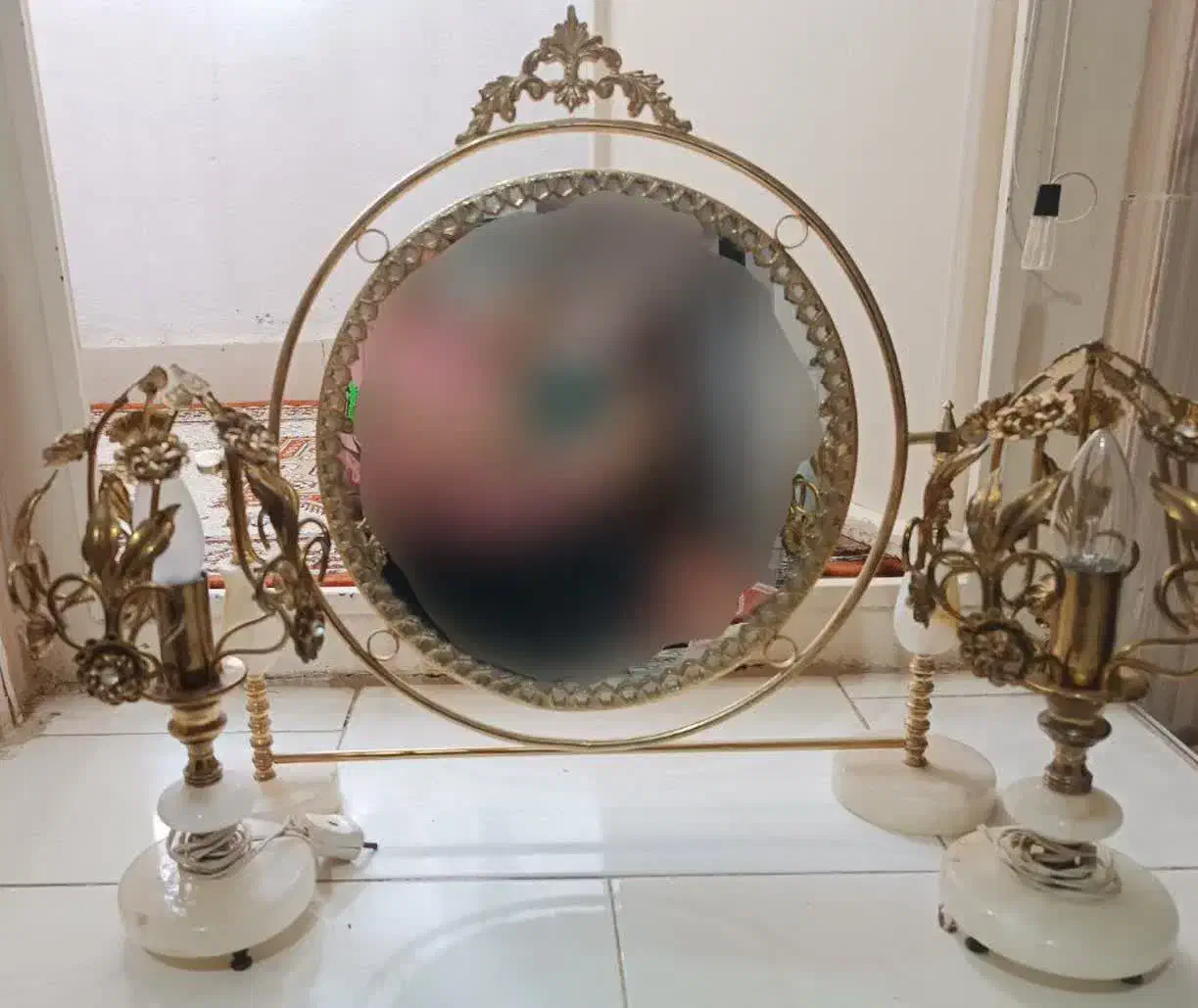 آیینه شعمدان طلایی مناسب جهیزیه|بوفه، ویترین، کنسول|بیرجند, |دیوار