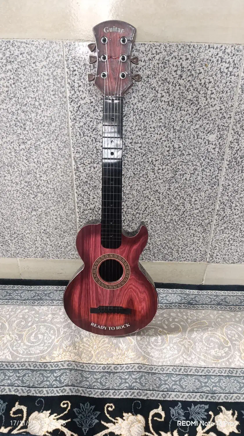 گیتار مخصوص نو جوان و جوان|گیتار، بیس، امپلیفایر|گرمسار, |دیوار