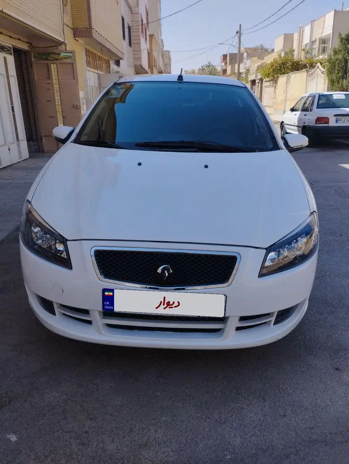 رانا پلاس 1402|خودرو سواری و وانت|شاهینشهر, شهرک میلاد|دیوار