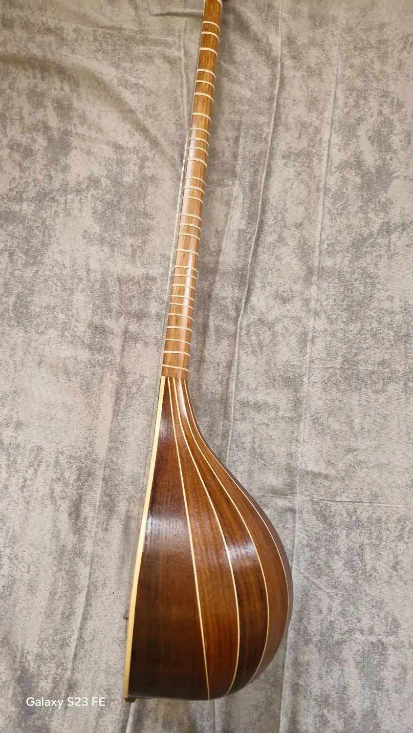 سه تار حرفه ای|سازهای سنتی|اصفهان, کوی ولی عصر|دیوار