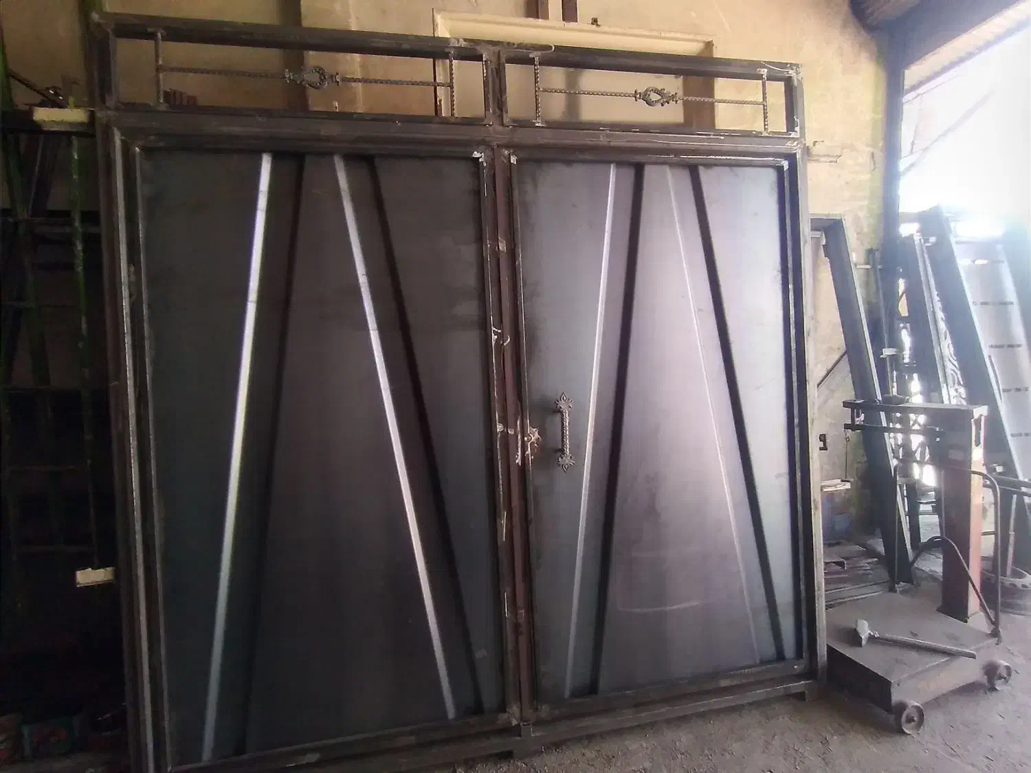 درب حیاط|مصالح و تجهیزات ساختمان|ملایر, |دیوار