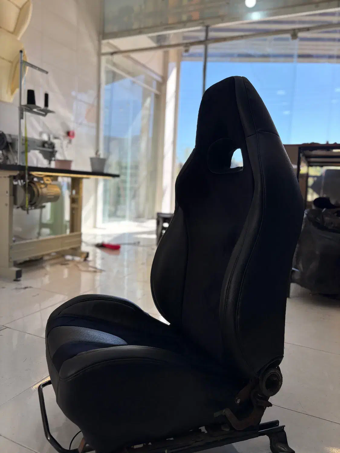 تودوزی صندلی تخصصی،چرمکوبی فرمان ،سقف و..|خدمات موتور و ماشین|شیراز, شیخ روزبهان|دیوار