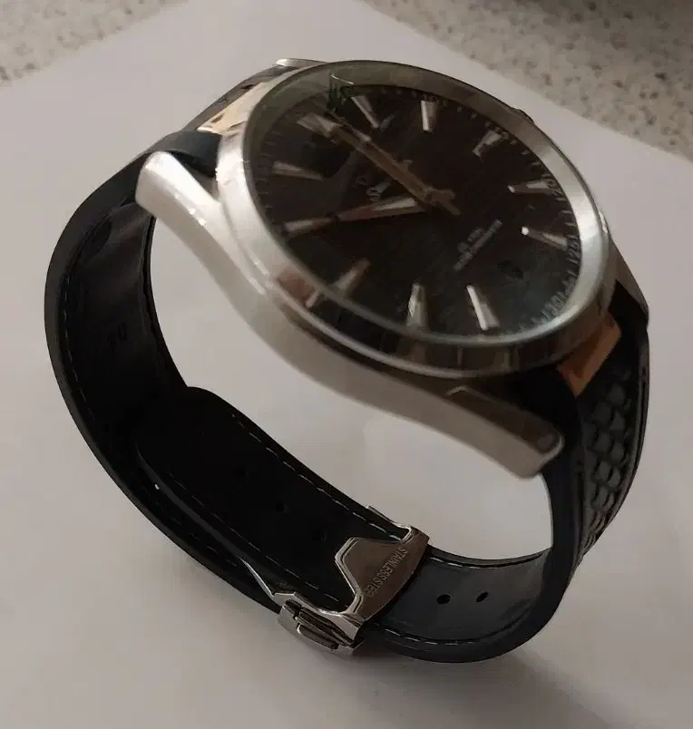 ساعت مچی|ساعت|همدان, |دیوار