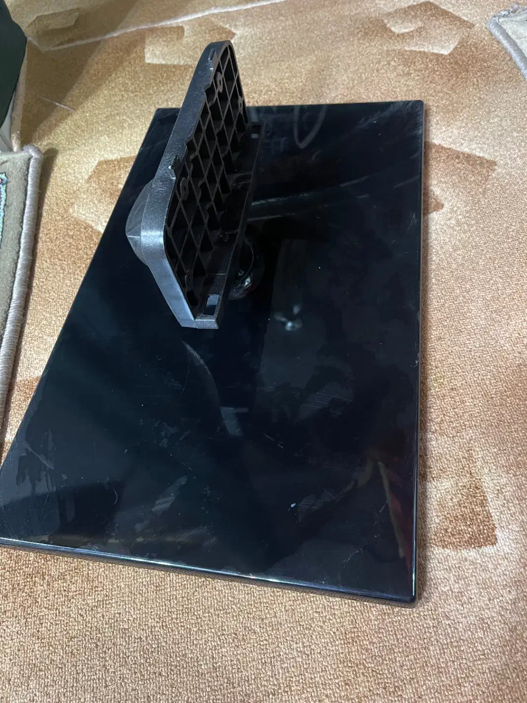 وسایل جانبی تلوزیون|تلویزیون و پروژکتور|قم, گلزار|دیوار