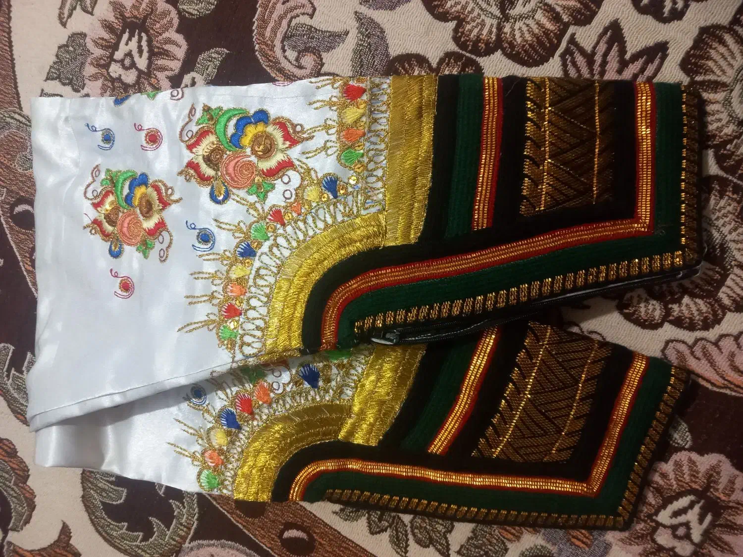 سه عدد شلوار با کاپشن ی پیراهن|لباس|بندرلنگه, |دیوار