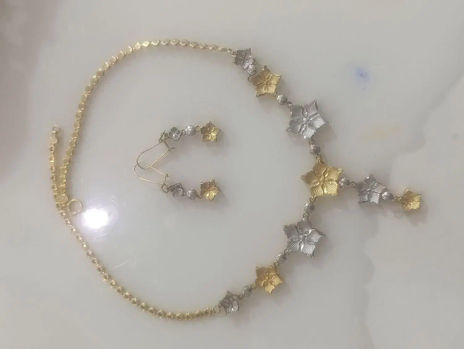 دستبند و گردنبند جلفا|جواهرات|اصفهان, زاجان|دیوار