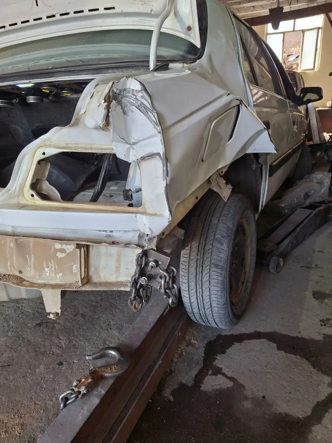 مغازه صافکاری.نیازمندشاگرد|استخدام صنعتی، فنی، مهندسی|بروجن, |دیوار