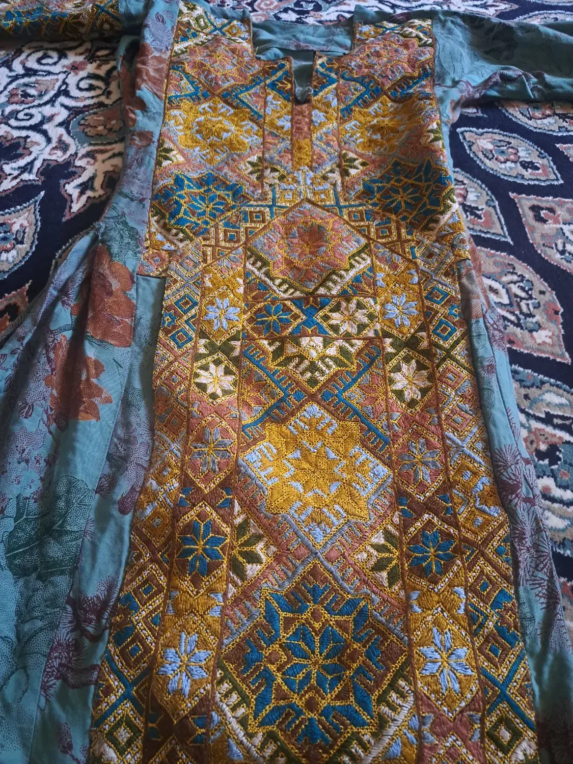 لباس بچگانه سایز  ۷ و ۸ سال قیمت متفاوت|کفش و لباس بچه|زاهدان, |دیوار