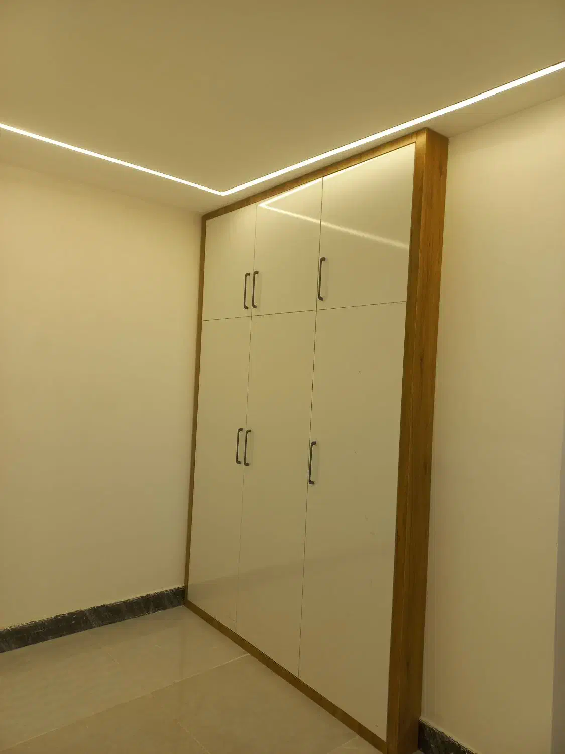 آپارتمان ۹۵ متری نوساز فول دکوراسیون|فروش آپارتمان|شیراز, شهرک گلها|دیوار