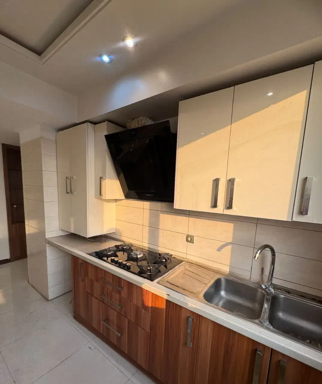 ۱۵۵متر/۳خواب/غرق‌نور/قابل‌تبدیل/هروی