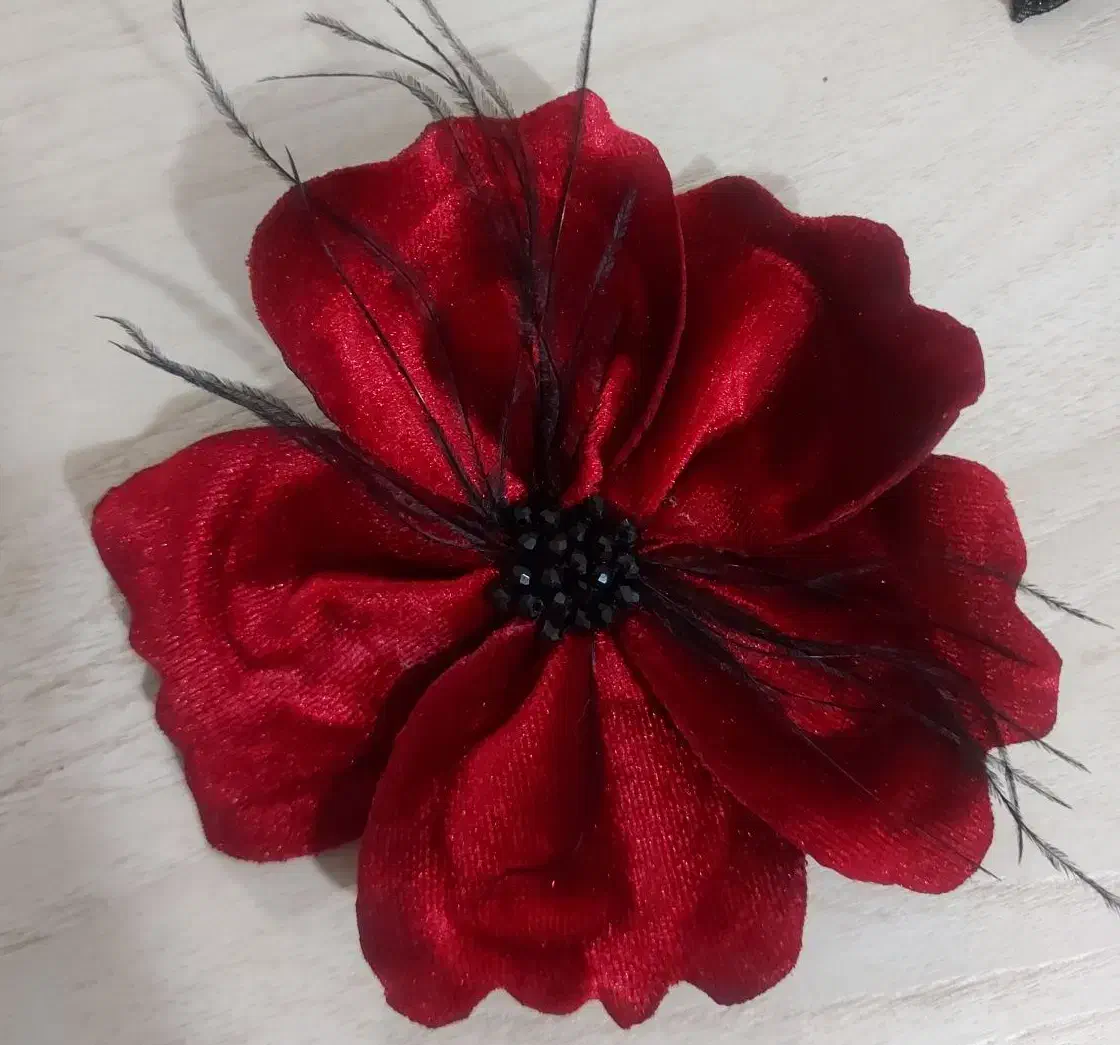 اپلیکیشن و گلهای پارچه ای|گل مصنوعی|تهران, صادقیه|دیوار